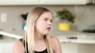 MOMMY’S GIRL – Kit Mercer Resolves Coco Lovelock’s Dentist Fear By Eating Her Pussy On Her New Couch