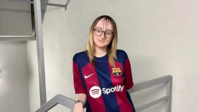 A Barcelona Supporter Fucked By PSG Fans in The Corridors Of The Football Stadium !!!