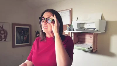 A sexy mature MILF gets a visit to her office from a young man in IT, but he finds that his coworker is a Nymphomanic. NORA 2