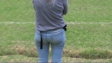 I pull down my stepmother’s jeans to jerk off and cum several times on her big ass
