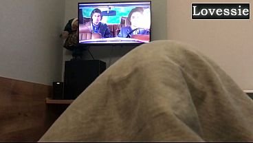 The step-sister climbed under the covers with her step-brother while he was watching a movie – Lovessie