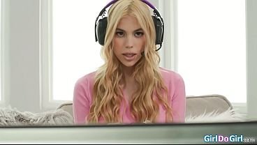 Try to game while I am anal fucking you